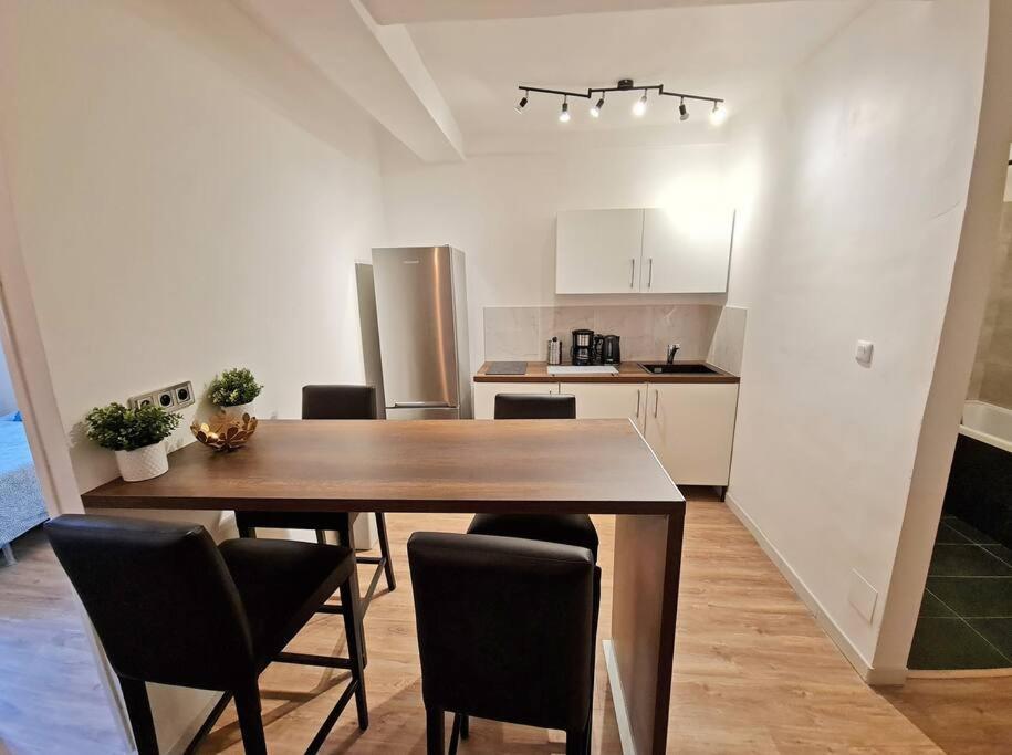 Gregbnb - T2 Design 43M2 - Toulon Est - Wifi Fibre - N2 외부 사진